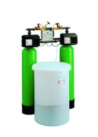 Grünbeck Enthärtungsanlage GENO-mat duo WF 230 Salztank, 2 grüne Flaschen 183220